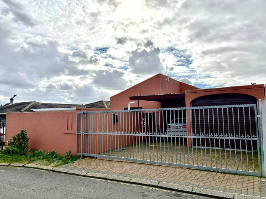 3 Bedroom Property for Sale in Danarant Western Cape